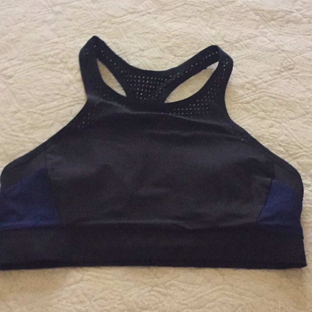Athleta Small bathing suit top